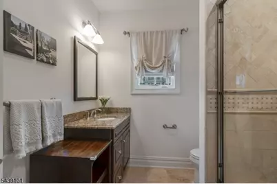 10 Schmidt Cir, Watchung, NJ 07069 - Photo 14
