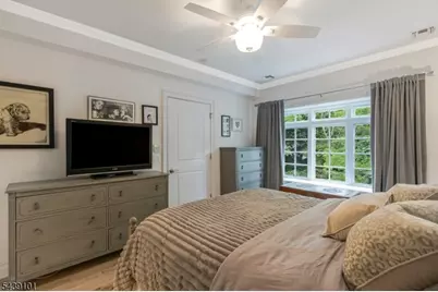 10 Schmidt Cir, Watchung, NJ 07069 - Photo 22