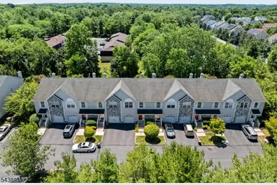 5 Edith Pl, Franklin Township, NJ 08873 - Photo 4