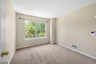 5 Edith Pl, Franklin Township, NJ 08873 - Photo 16