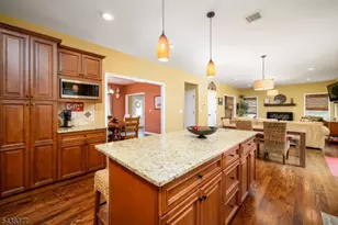 86 Highland Ave, Bridgewater, NJ 08807 - Photo 10
