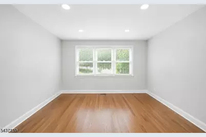 48 W Cedar St, Livingston, NJ 07039 - Photo 14