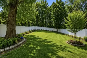 48 W Cedar St, Livingston, NJ 07039 - Photo 20