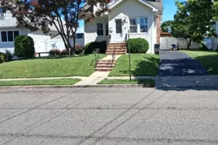 437 Buffalo Ave, Paterson, NJ 07503 - Photo 1