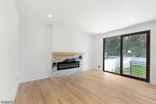 132 Warren St, Clifton, NJ 07013 - Photo 6