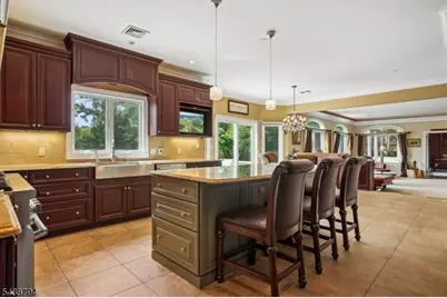 30 Dogwood Dr, Readington, NJ 08889 - Photo 8