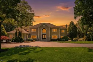 30 Dogwood Dr, Readington Twp., NJ 08889 - Photo 2