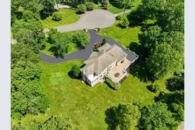 30 Dogwood Dr, Readington, NJ 08889 - Photo 4