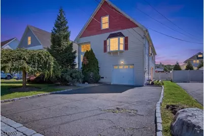 7 Strickland Ave, Little Falls Township, NJ 07424 - Photo 10