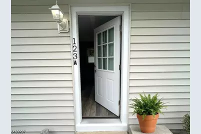 123 Copper Hill Rd #A, Raritan Township, NJ 08551 - Photo 4