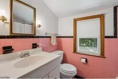 17 Orange Pl, Wayne, NJ 07470 - Photo 20