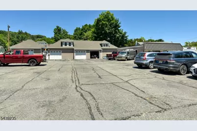 150 Hamburg Tpke, Bloomingdale, NJ 07403 - Photo 1