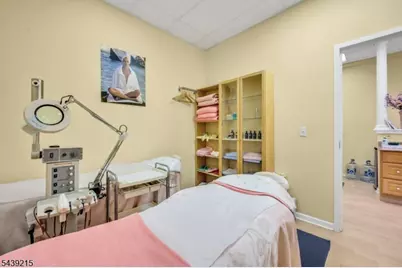 785 Njsh 22W, North Plainfield, NJ 07060 - Photo 22