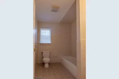 28 Triton Ter, Newark, NJ 07104 - Photo 16