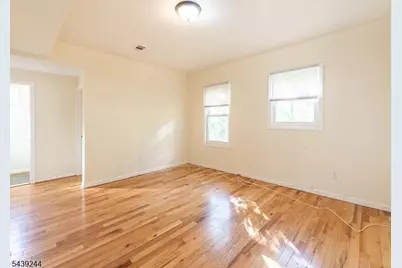 420 Jelliff Ave, Newark, NJ 07112 - Photo 2