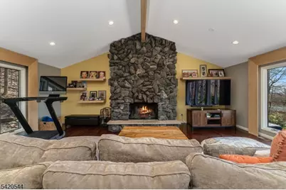 828 Star View Way, Bridgewater, NJ 08807 - Photo 8