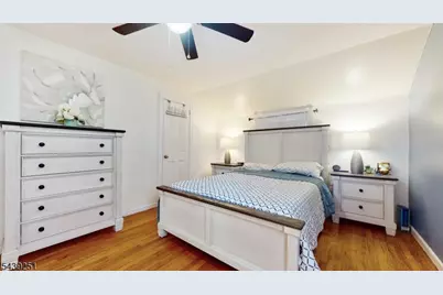178 N Livingston Ave, Livingston, NJ 07039 - Photo 12