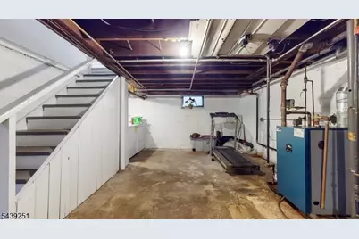 178 N Livingston Ave, Livingston, NJ 07039 - Photo 20