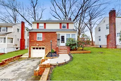 178 N Livingston Ave, Livingston, NJ 07039 - Photo 2