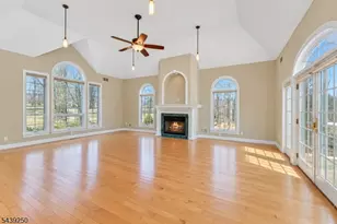 6 Bluebird Ct, Raritan Township, NJ 08822 - Photo 14