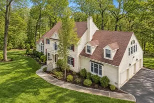 6 Bluebird Ct, Raritan Township, NJ 08822 - Photo 2