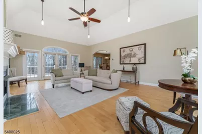 6 Bluebird Ct, Raritan Township, NJ 08822 - Photo 12