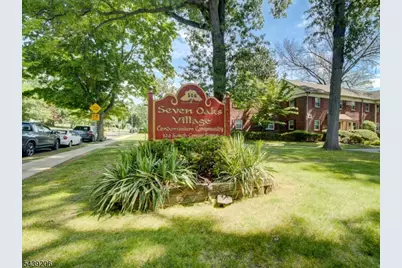 500 S Center St #E11, City Of Orange Twp., NJ 07050 - Photo 2