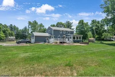 283 Floral Dr, Bridgewater, NJ 08807 - Photo 4