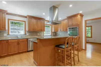 29 Brook Dr, Watchung, NJ 07069 - Photo 18