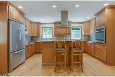 29 Brook Dr, Watchung, NJ 07069 - Photo 16