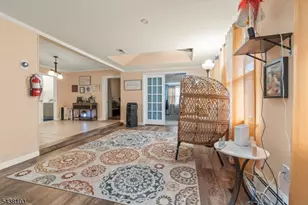 10 Bently Ln, Willingboro Twp., NJ 08046 - Photo 4
