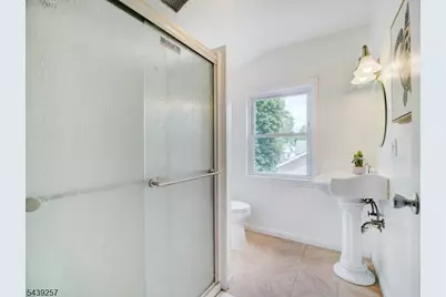8 Pine St, West Orange Township, NJ 07052 - Photo 10