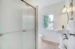 8 Pine St, West Orange Township, NJ 07052 - Photo 10