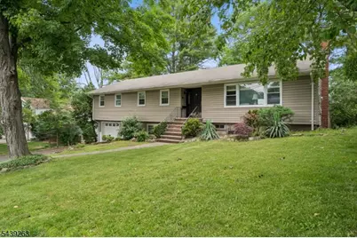 44 Korwel Cir, West Orange Township, NJ 07052 - Photo 2