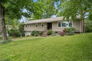 44 Korwel Cir, West Orange Township, NJ 07052 - Photo 2