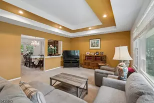 44 Korwel Cir, West Orange Township, NJ 07052 - Photo 4