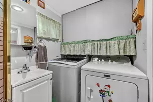 509 Ridge St, Newark, NJ 07104 - Photo 18
