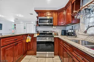 509 Ridge St, Newark, NJ 07104 - Photo 12
