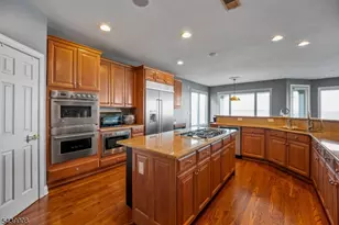 23 Lighthouse Dr, Old Bridge Township, NJ 08879 - Photo 18