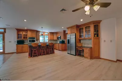 34 Knoll Rd, Wayne, NJ 07470 - Photo 12
