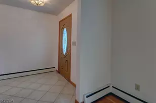 34 Knoll Rd, Wayne, NJ 07470 - Photo 6