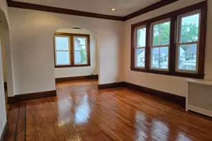 27 Cleveland Ave, Newark, NJ 07106 - Photo 2