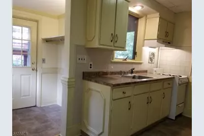 66 Somerset St, Somerville, NJ 08876 - Photo 6