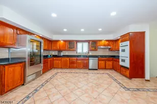 417 Linden Ave, Rahway, NJ 07065 - Photo 12
