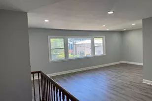 10 Evelyn Ct, Maplewood, NJ 07040 - Photo 2