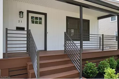 21 N End Ter, Bloomfield, NJ 07003 - Photo 4