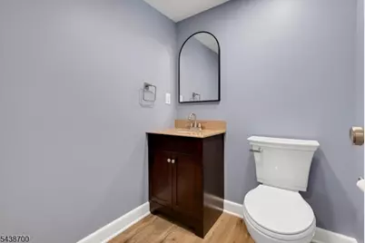 21 N End Ter, Bloomfield, NJ 07003 - Photo 18