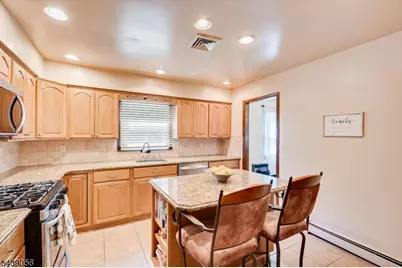 741 Belvidere Ave, Plainfield, NJ 07062 - Photo 10