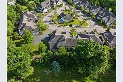 83 Schindler Ct, Parsippany, NJ 07054 - Photo 36