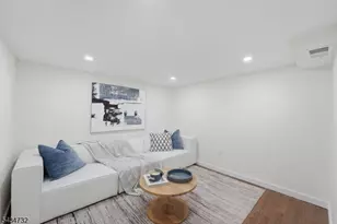 166 Lincoln St, Montclair, NJ 07042 - Photo 26